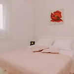 Jope Apartment *